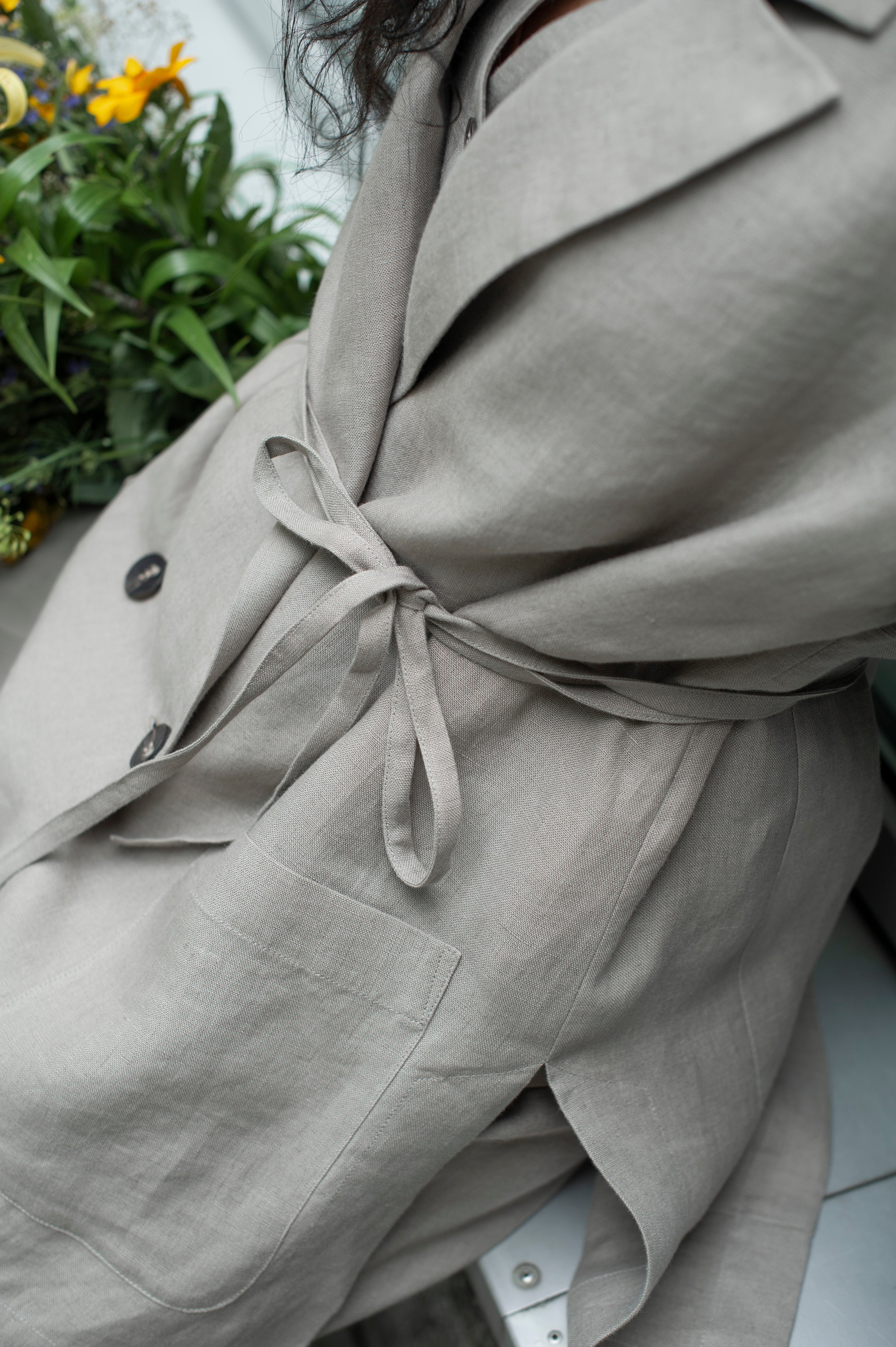 Women's Relaxed Fit Beige Linen Blazer