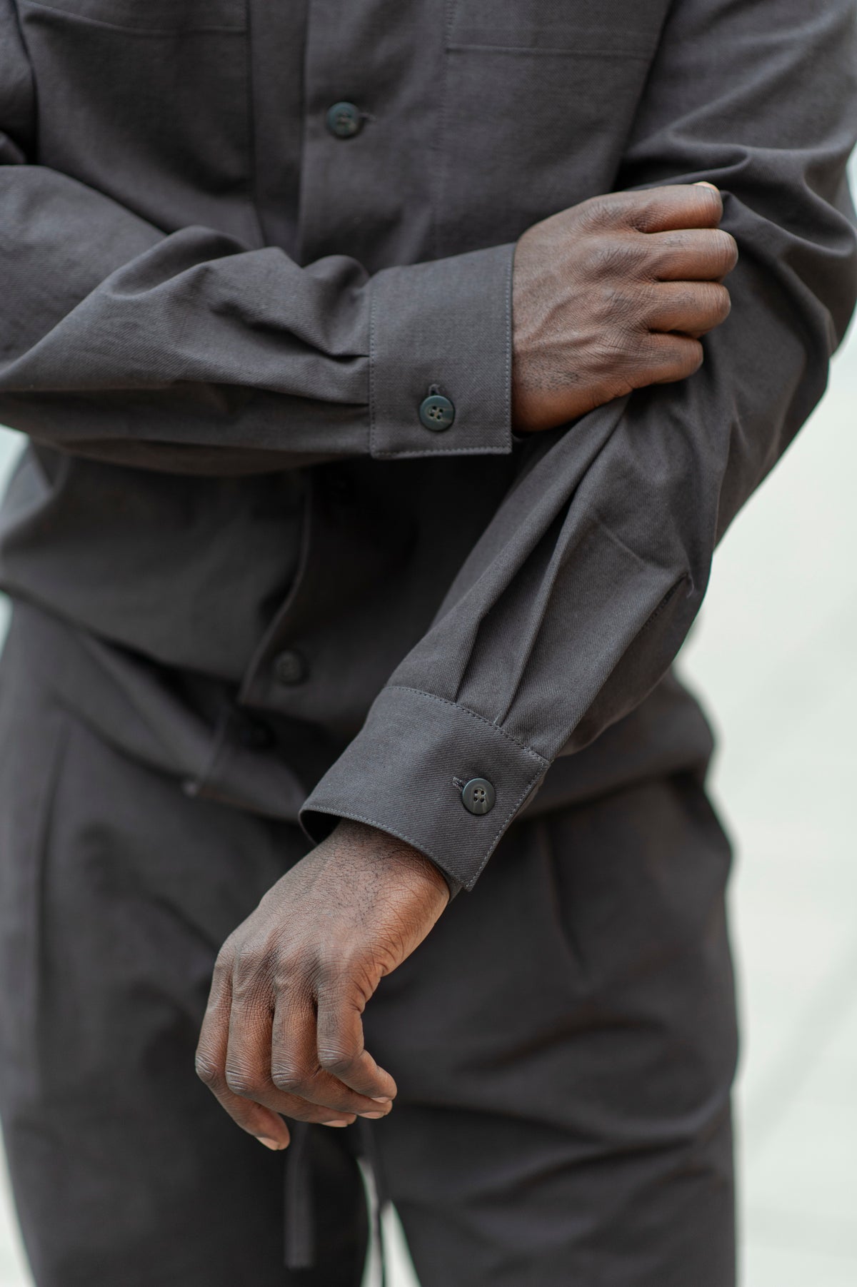 Men's heavy cotton band collar shirt with pockets