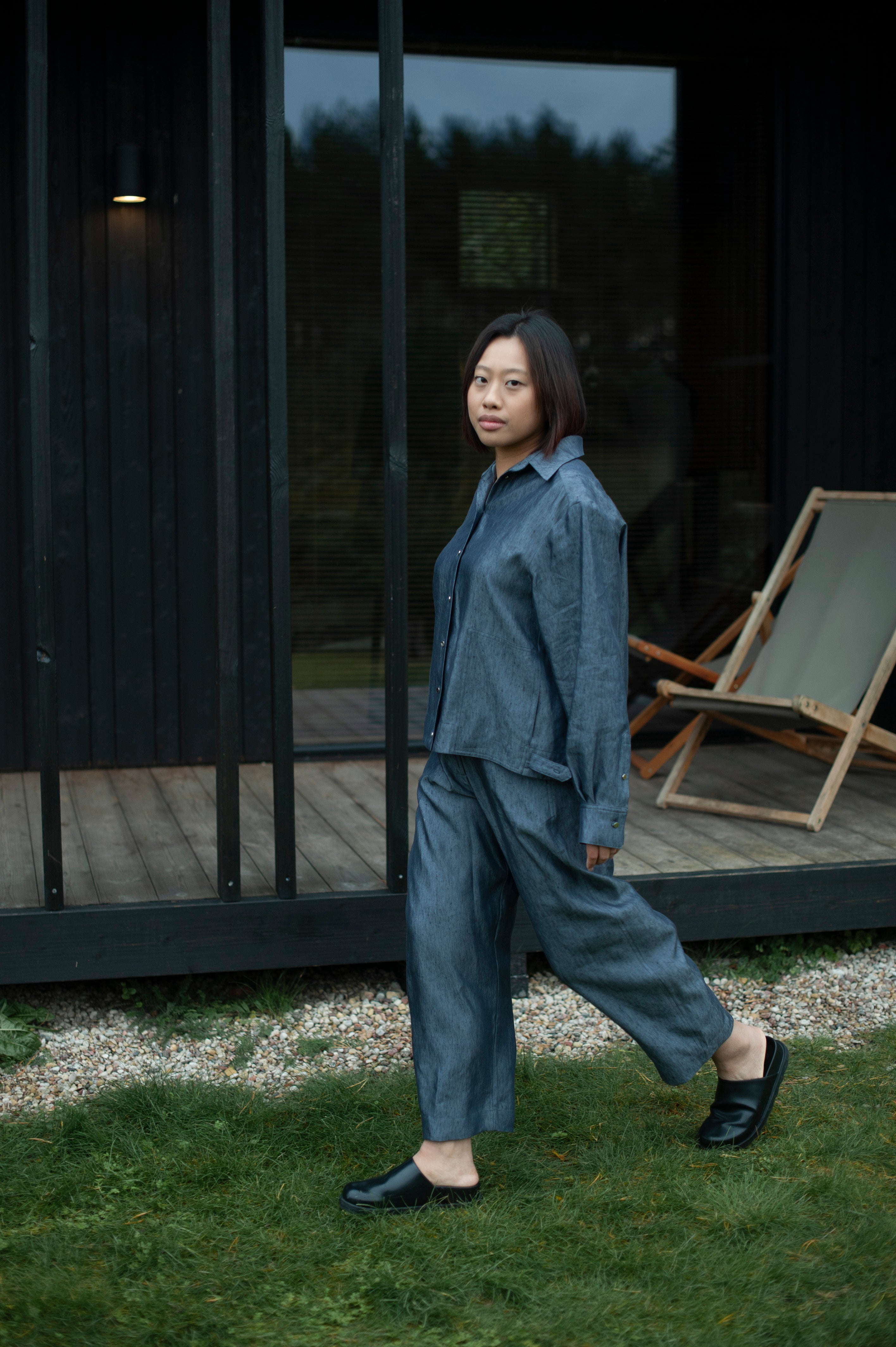 Denim blue 2-piece set linen set: Button-up shirt with cuffs and tapered leg pleated pants. Breathable and lightweight fabric. 