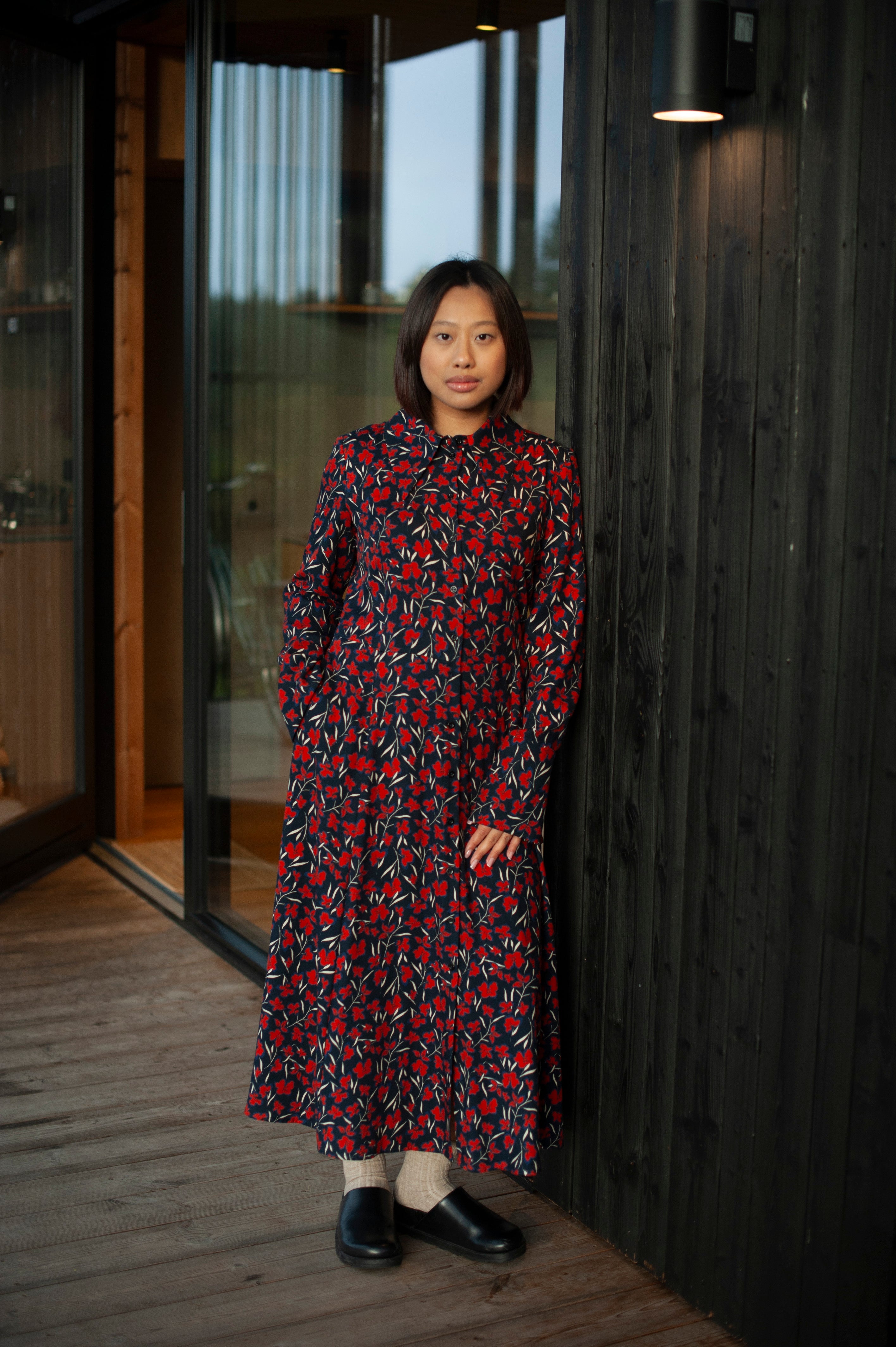 Floral print A-line shirt dress with a large collar