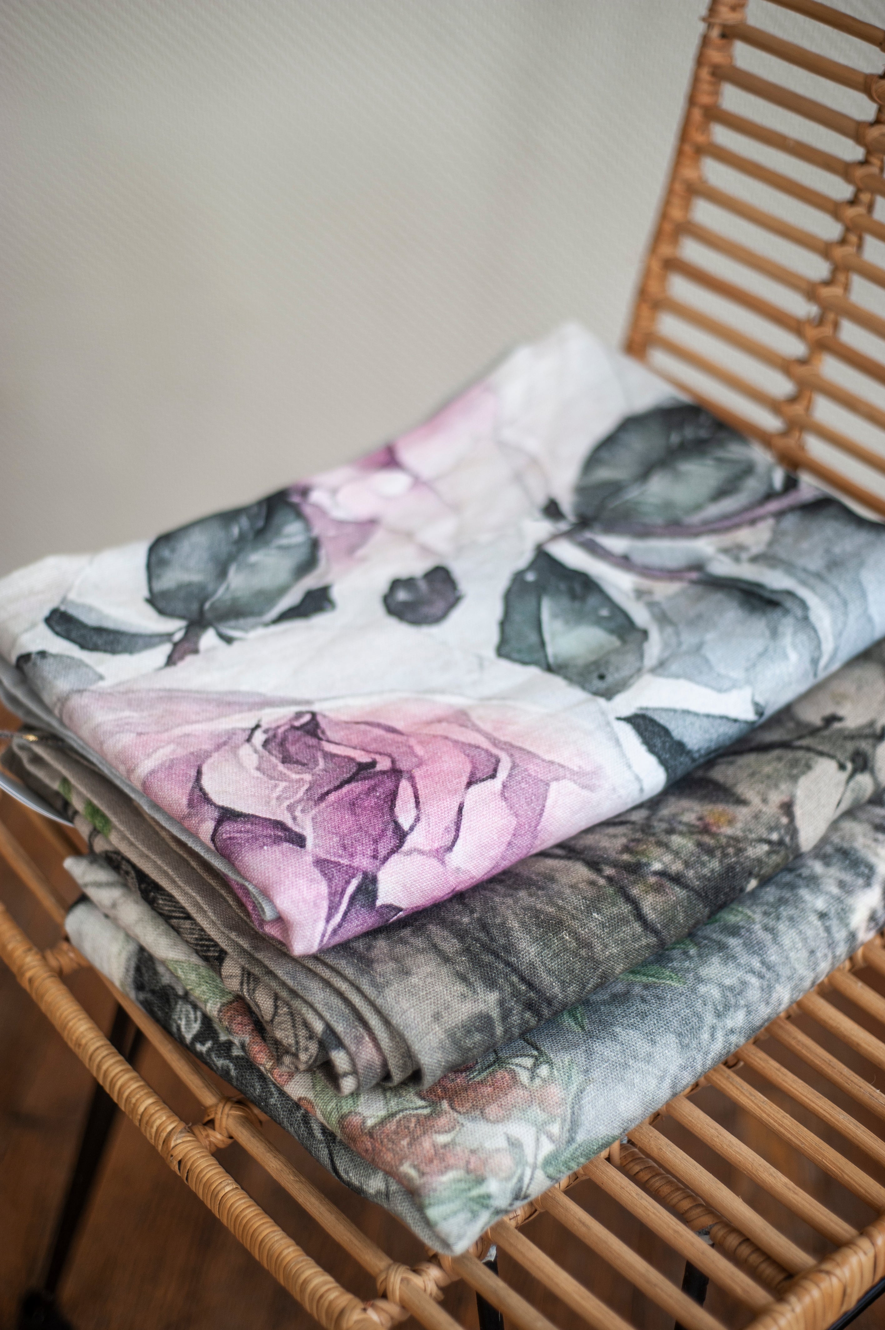 Linen throw blanket with Peony flowers, Heavy linen tablecloth